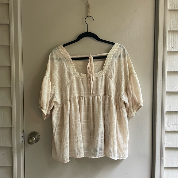 Off white baby-doll style blouse - Picture 4 of 4
